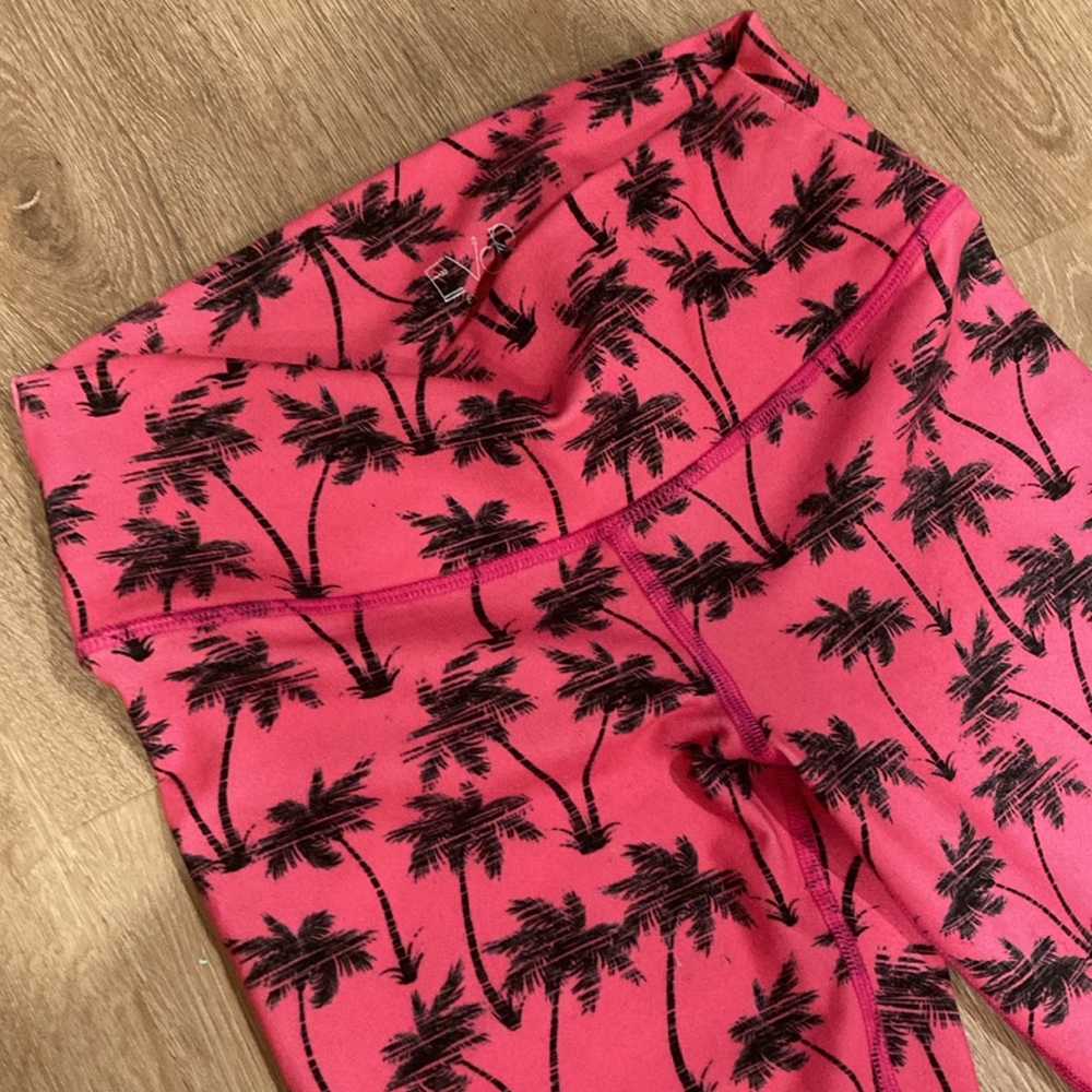 Women’s hot, pink palm tree, yoga, pants, size medium - Picture 2 of 7